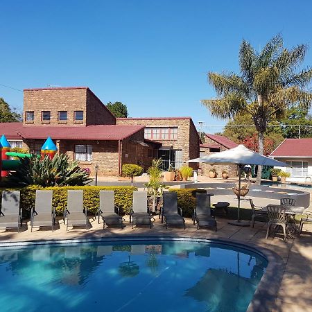 Cornerstone Guest Lodge Pretoria-Noord Esterno foto