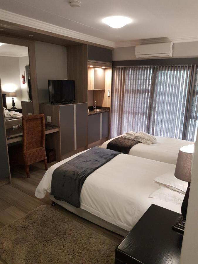 Cornerstone Guest Lodge Pretoria-Noord Esterno foto