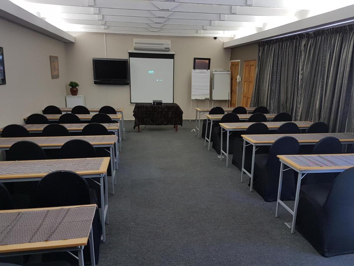 Cornerstone Guest Lodge Pretoria-Noord Esterno foto