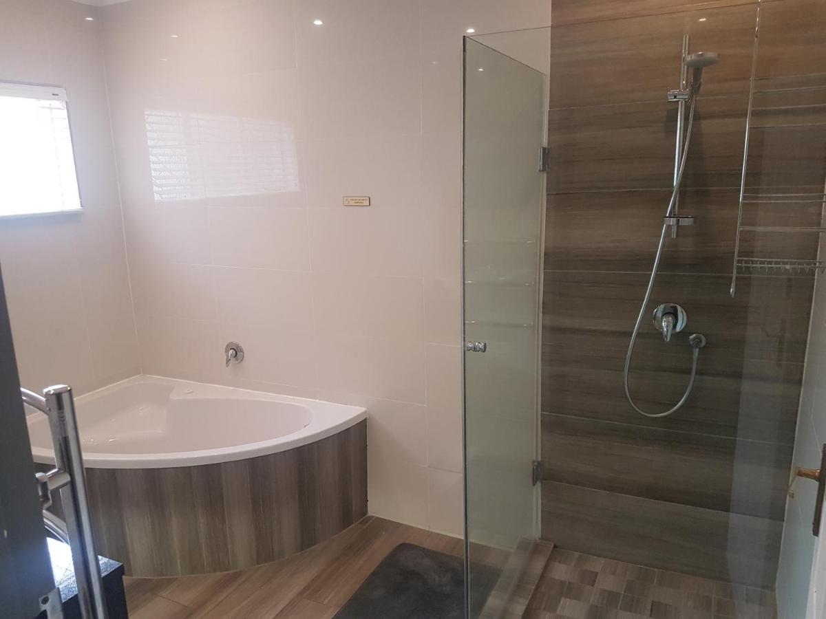 Cornerstone Guest Lodge Pretoria-Noord Esterno foto