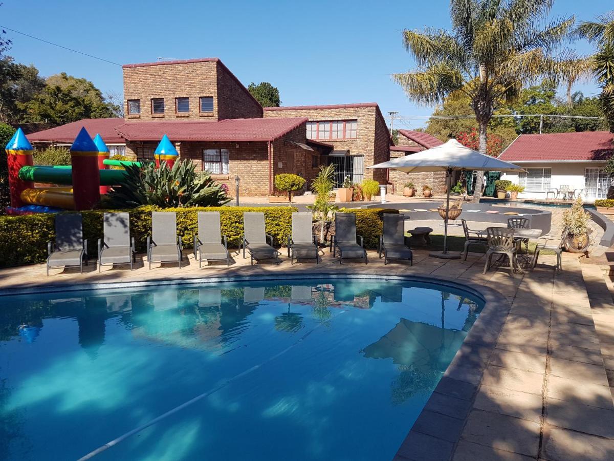 Cornerstone Guest Lodge Pretoria-Noord Esterno foto